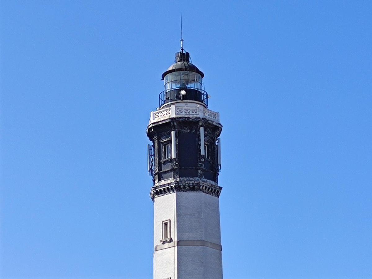 Les Lumieres Du Phare Apartamento Calais Exterior foto